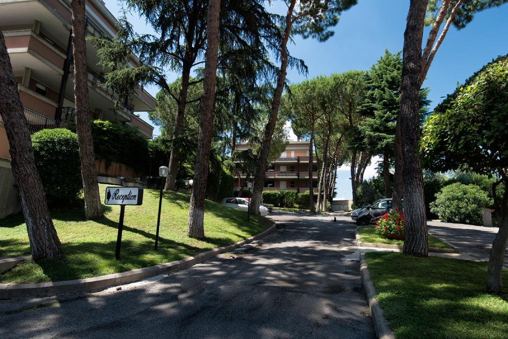 Park Hotel Blanc Et Noir Rome Exterior photo